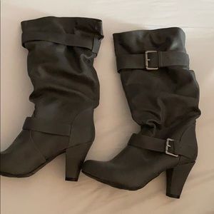 Grey boots
